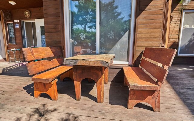 Ganghwa Sinsungi Pension