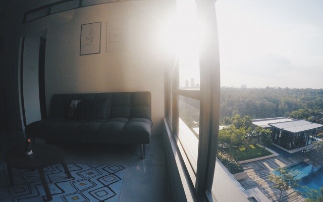 Luxury Pool View Suite @ JB