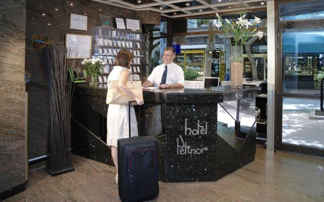 Hotel Adonis Pelinor