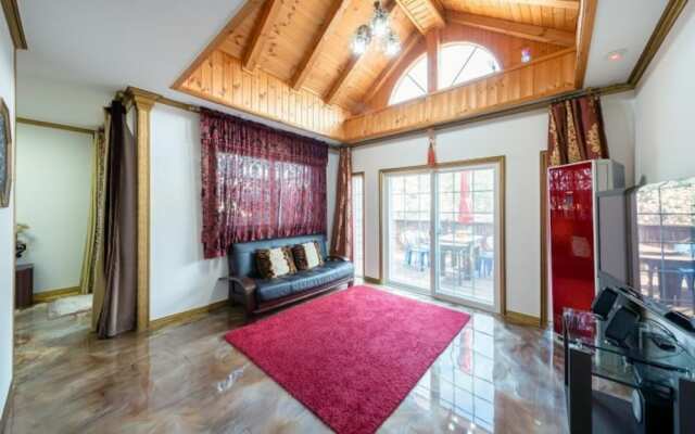 Fortune Rising Sun Hill Pension