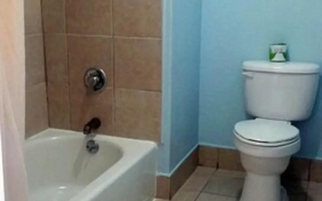 Americas Best Value Inn & Suites Groves Port Arthur