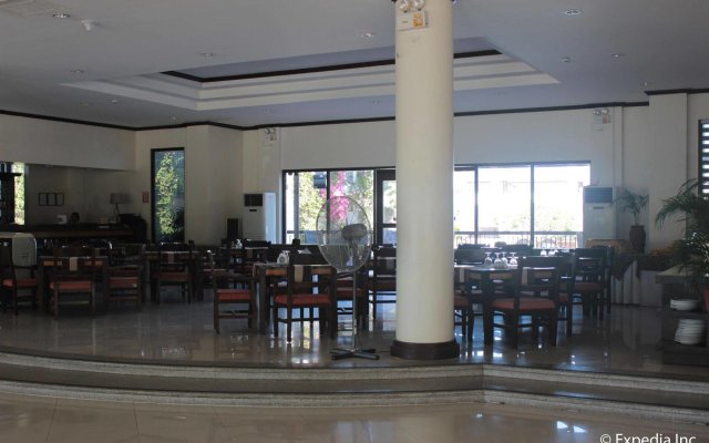 Plaza del Norte Hotel and Convention Center