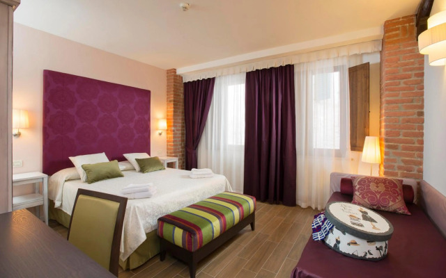 Hotel Alma Domus