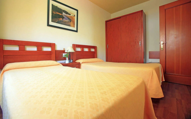 Ohasis Boutique Suites