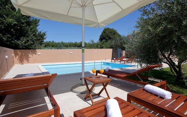 Beautiful Villa L&T 1 Nin