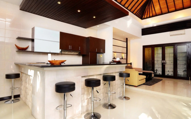 Natayani Villa