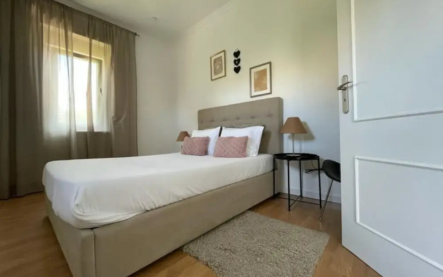 Burgães II Apartment