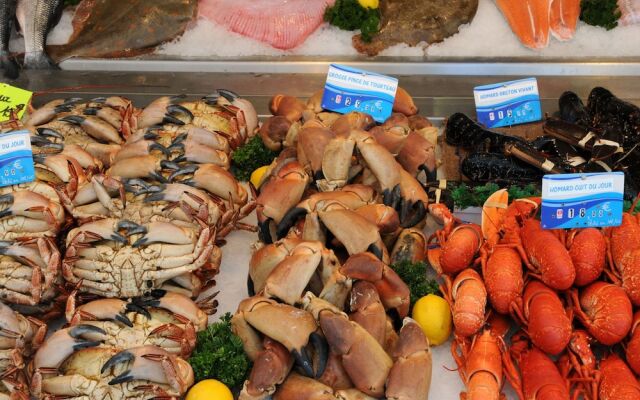 Secluded Holiday Home in Surville With Garden & Centre Nearby