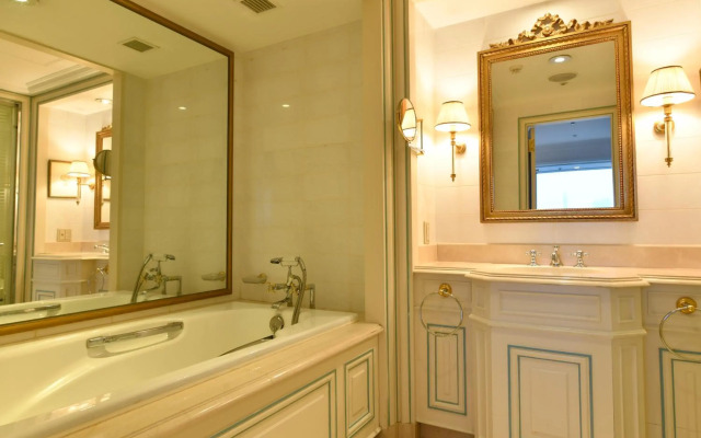 Hotel New Grand