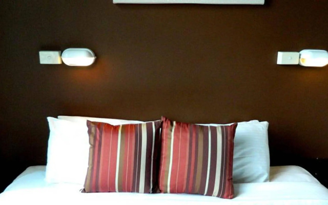 Urban Central Accommodation - Hostel