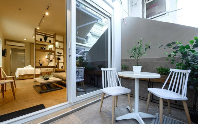 BLACKHAUS Apartments