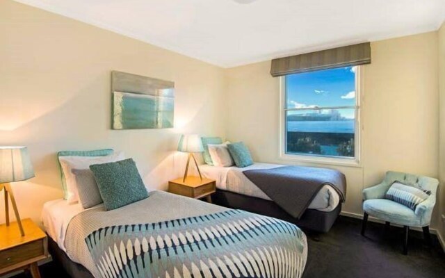 Platinum Apartments on Whiteman St
