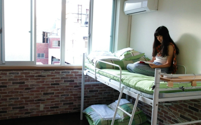 Fukuoka Guest House Little Asia Kokura - Hostel