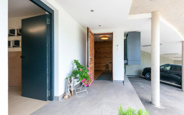 Inviting Flat in Hart With Fitness Room