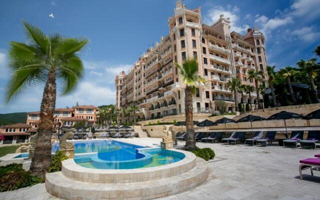 Royal Castle Design & SPA Hotel