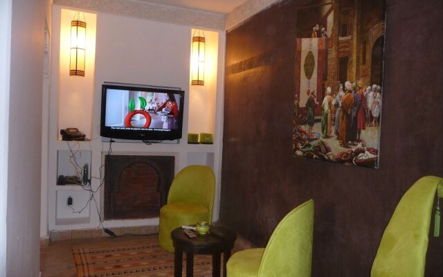 Riad Katia