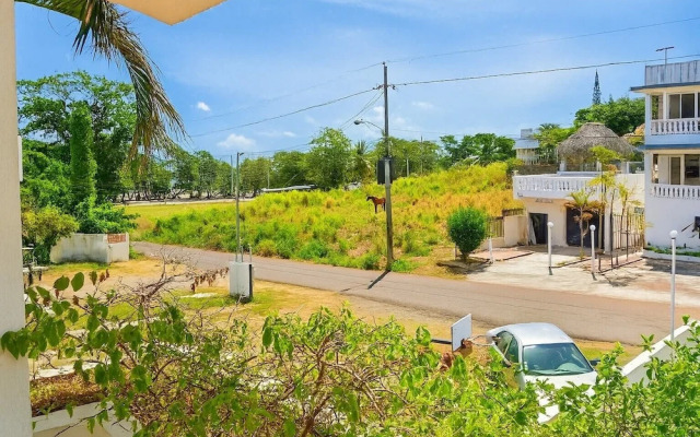 CortLang Vacation Rentals Costambar