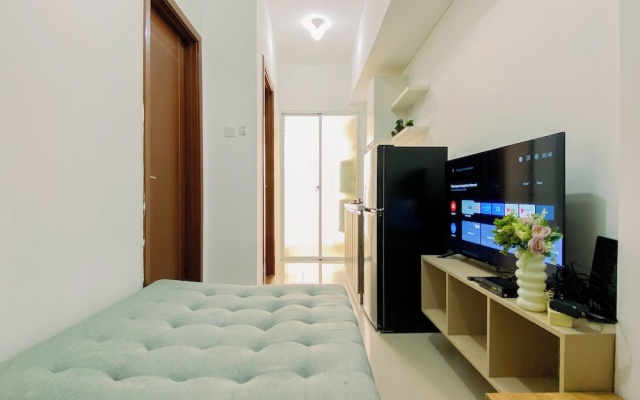 Compact White 2Br Near Rawa Buaya Station At Vittoria Residence – Guest Rooms – Jakarta