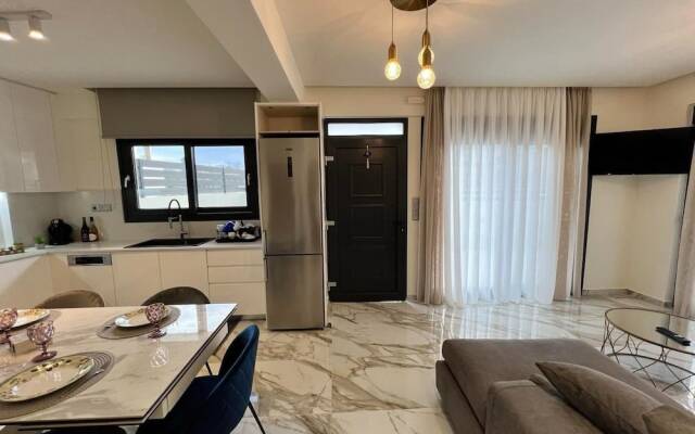 Elegant & Stylish Villas With Shared Pool in Crete