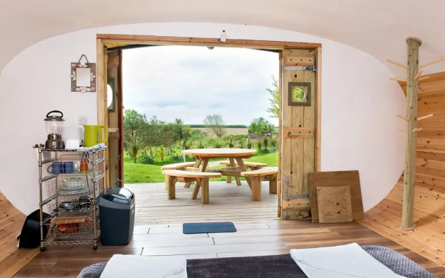 Atlantic Surf Pods - Campsite
