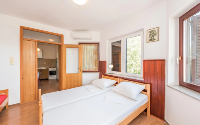 Jadra - 28 m from beach - A3(2+3)