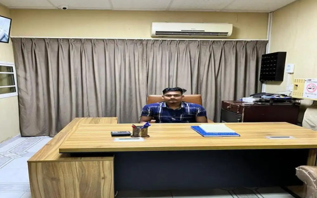Super OYO 149 Bait Al Ghubaira Furnished Flat