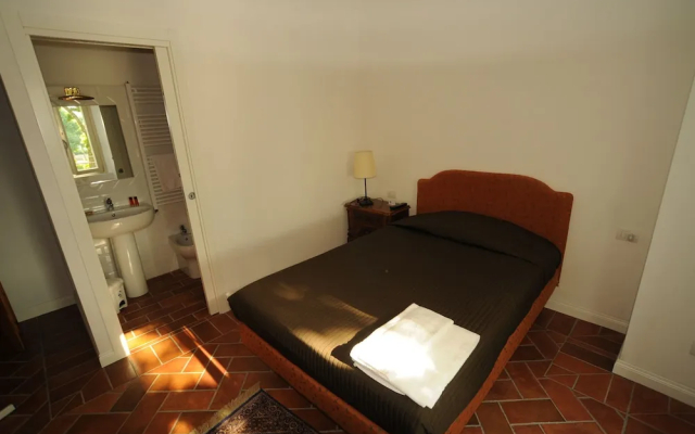 La Locanda di Adele - Il Giardinetto B&B