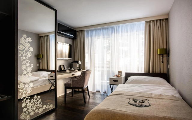 Wellness Hotel Alpenhof - Image 6