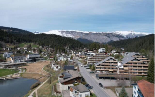 Lovely 1-bedroom vacation studio apartment with pool and sauna