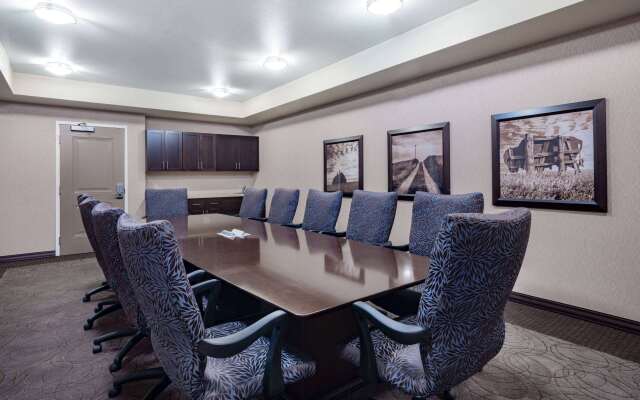 Hawthorn Extended Stay by Wyndham Dickinson