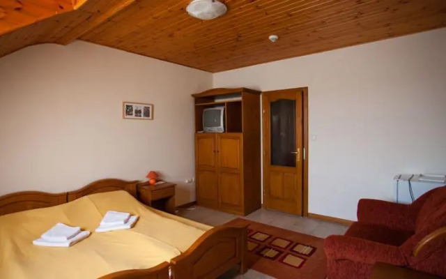 Borostyan Guesthouse