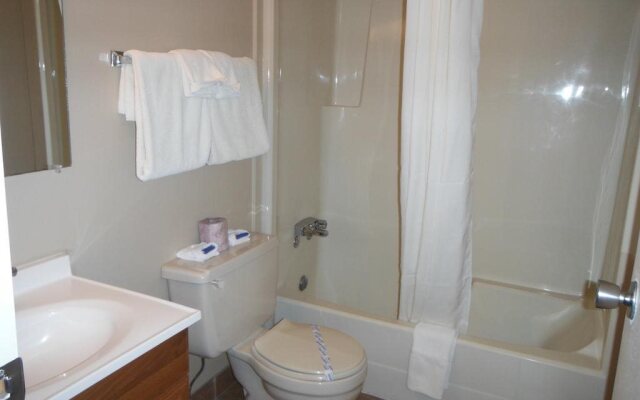Tumbler Ridge Inn