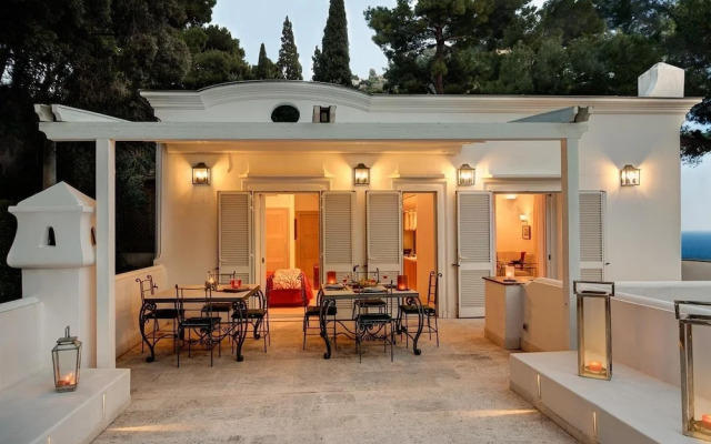 Villa Bougainvillea
