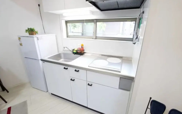 5 Minute Walk from Nishi Shinjuku Gochome Station