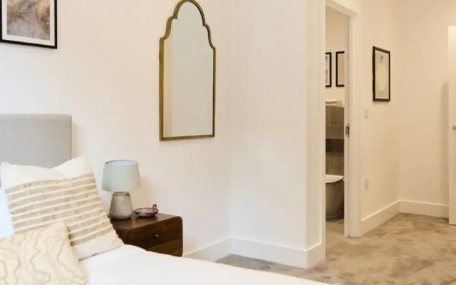 The Mitcham Wonder - Stylish 2bdr Flat