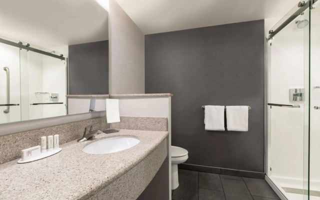 Courtyard by Marriott Lancaster