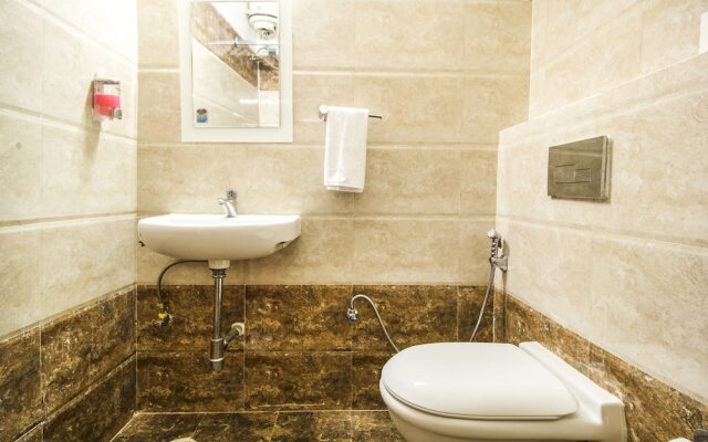 FabHotel Evergreen