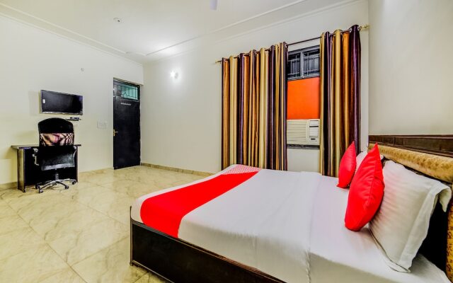 Oyo 30398 Hotel Royal Residency