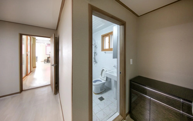 Mori House