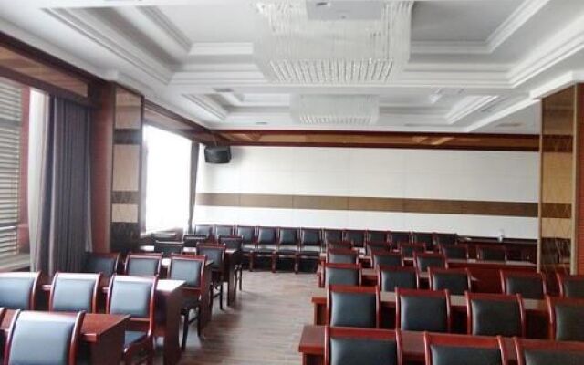 Junyi Hotel