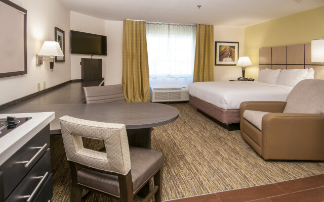 Candlewood Suites Baton Rouge - College Drive, an IHG Hotel
