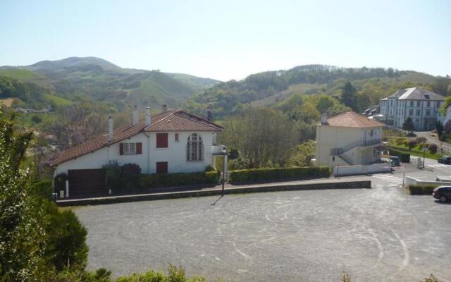 Appartement Cambo-les-Bains, 1 pièce, 2 personnes - FR-1-495-10