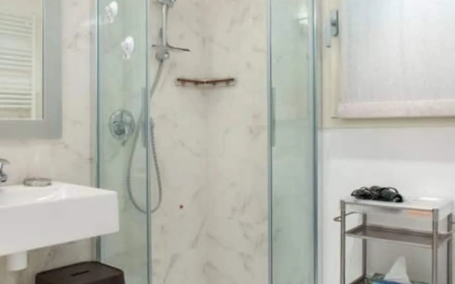 Bellagio Lake Resort