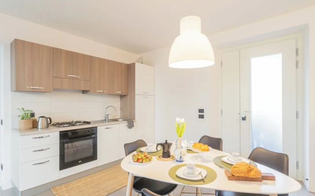 Ponente Balcony & Garden by Rent all Como