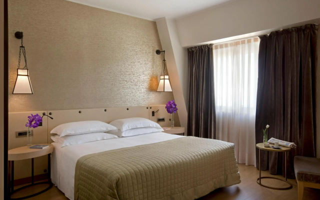 Отель Starhotels Metropole
