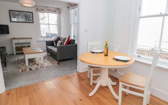 Apartment 1 @ 22 Foss Street