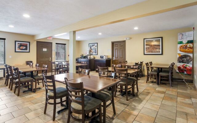 Quality Inn Traverse City