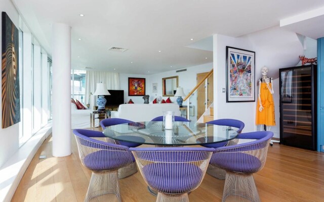 St Katharine's Dock Penthouse