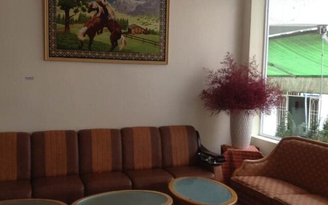 Huong Giang Hotel
