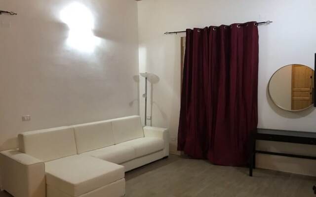 Decadracma rooms